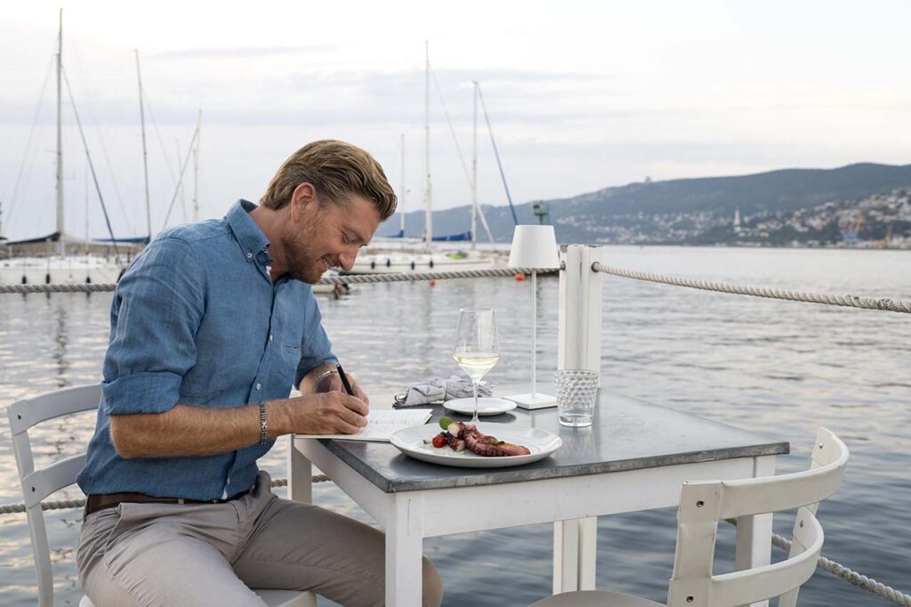 meet wealthy men in London